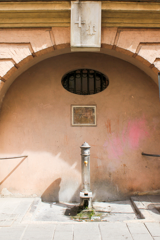 Fonte del Trivio
