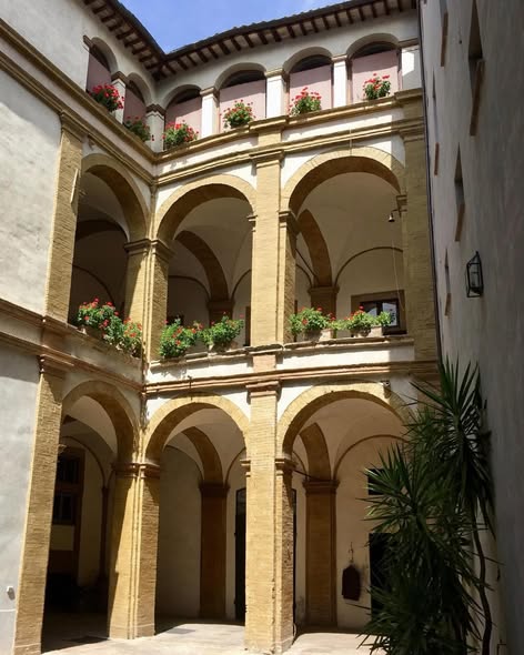Palazzo Pandolfi Elmi