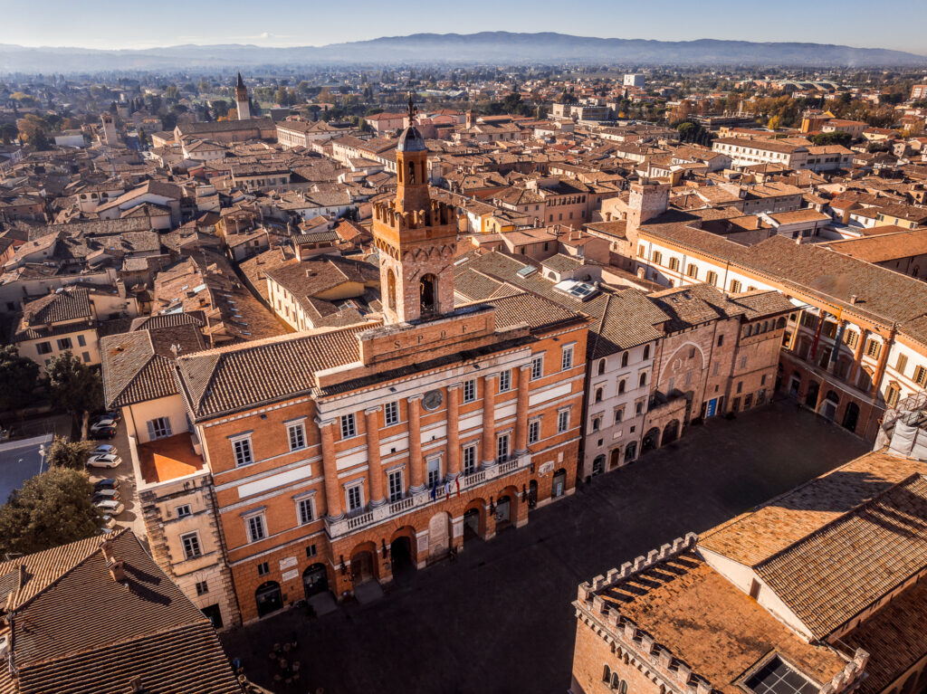 Piazza della Repubblica - Palazzo comunale